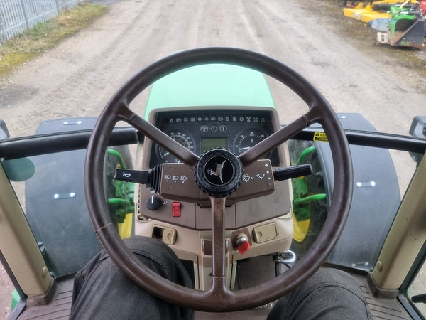 Chris Atkin & Son Ltd - John Deere 6810